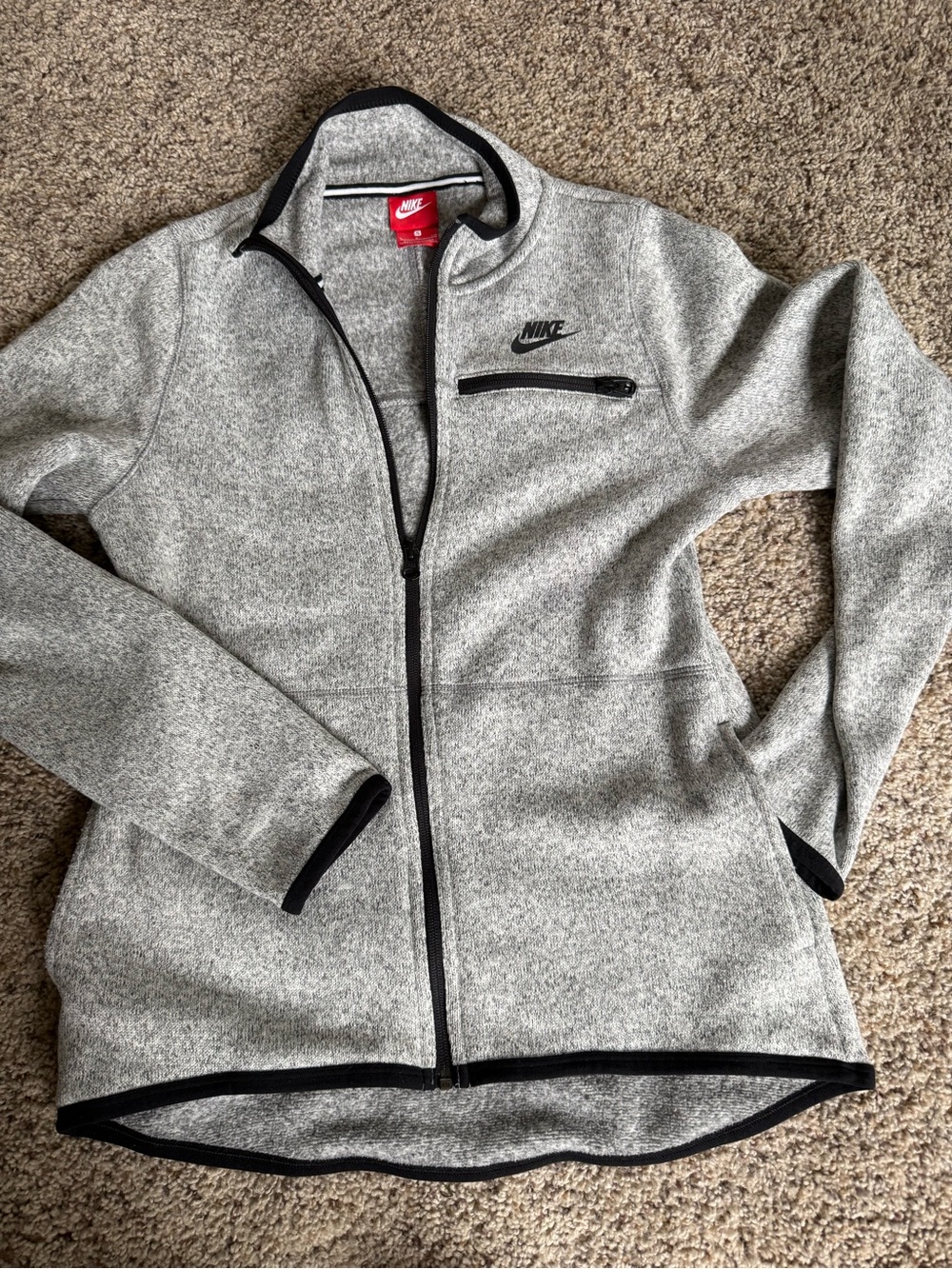 Nike Women’s Grey Full-Zip Fleece Jacket Sz Small black accents and zipper